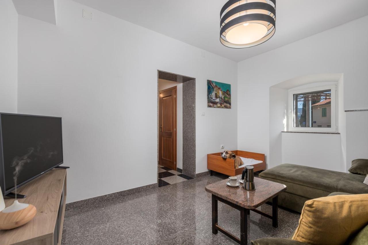 Apartment Thor Opatija Exteriör bild
